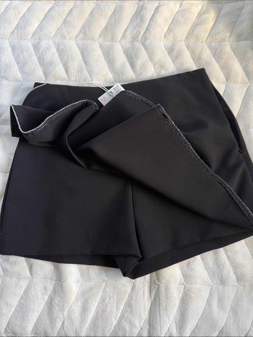 Zara Black Ruffle-Trim Skort - Picture 2 of 4
